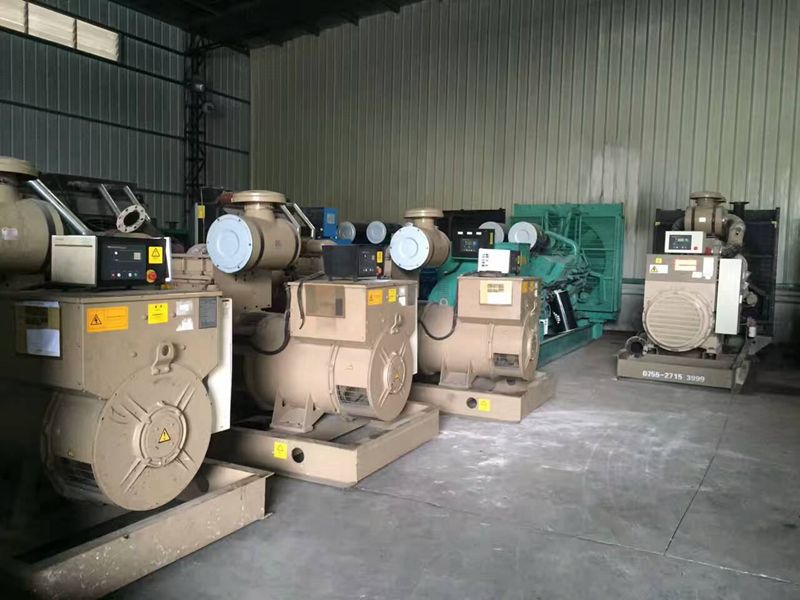 怡遠(yuǎn)公司二手柴油發(fā)電機(jī)組倉(cāng)庫(kù)